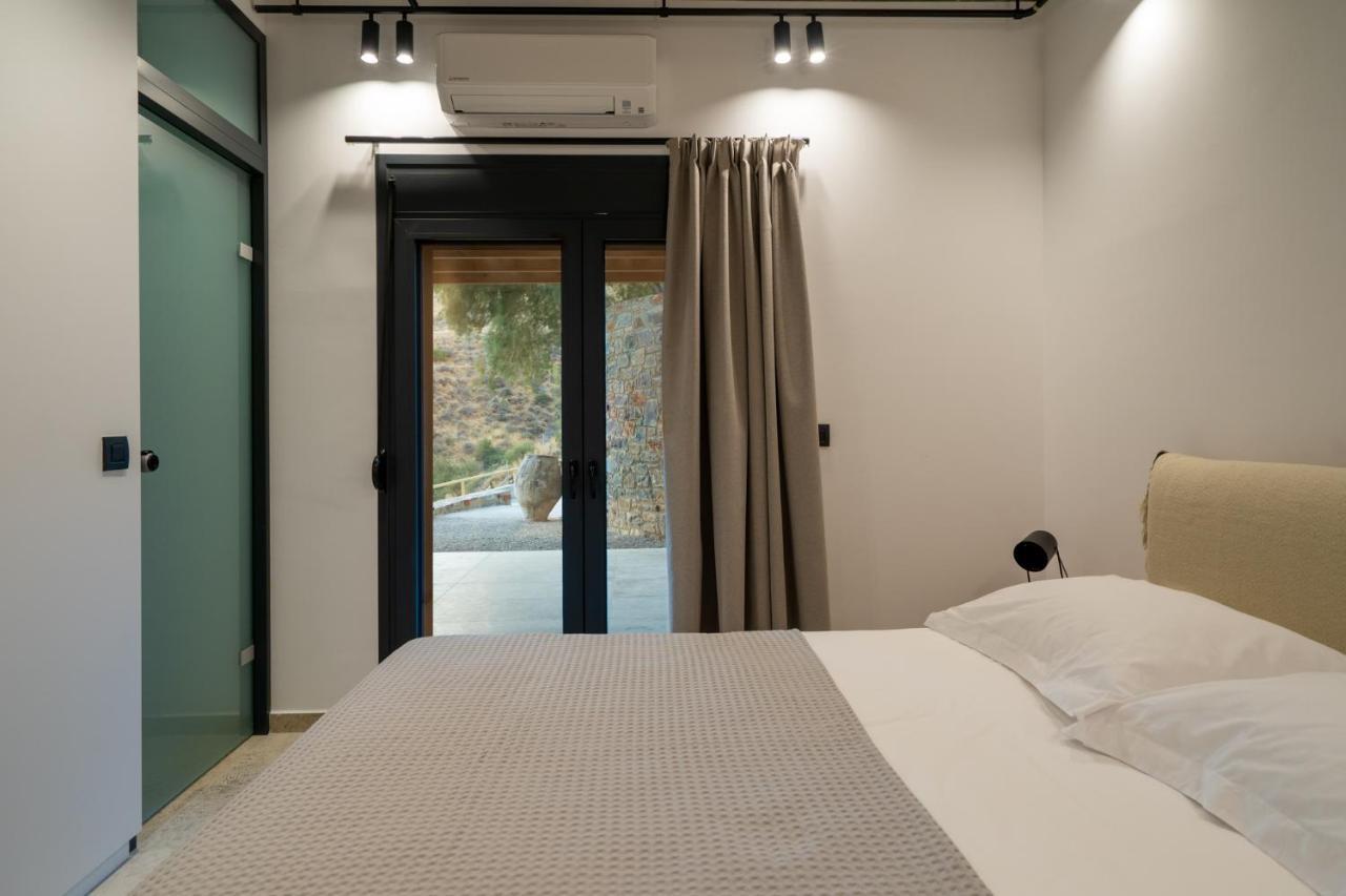 Celine Private Residences Léntas المظهر الخارجي الصورة