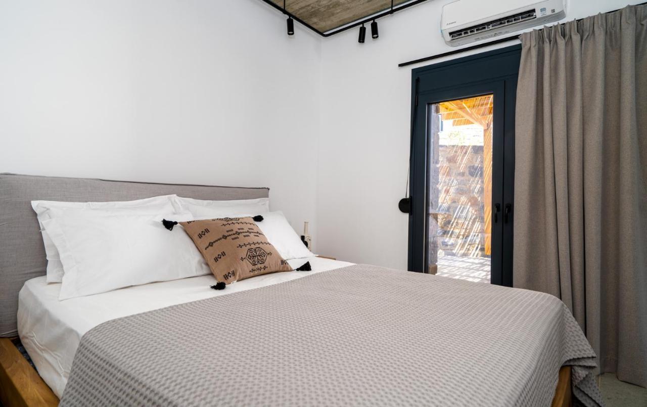 Celine Private Residences Léntas المظهر الخارجي الصورة