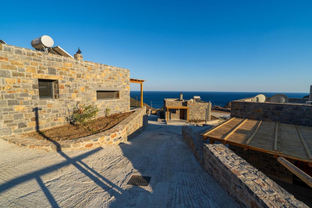 Celine Private Residences Léntas المظهر الخارجي الصورة