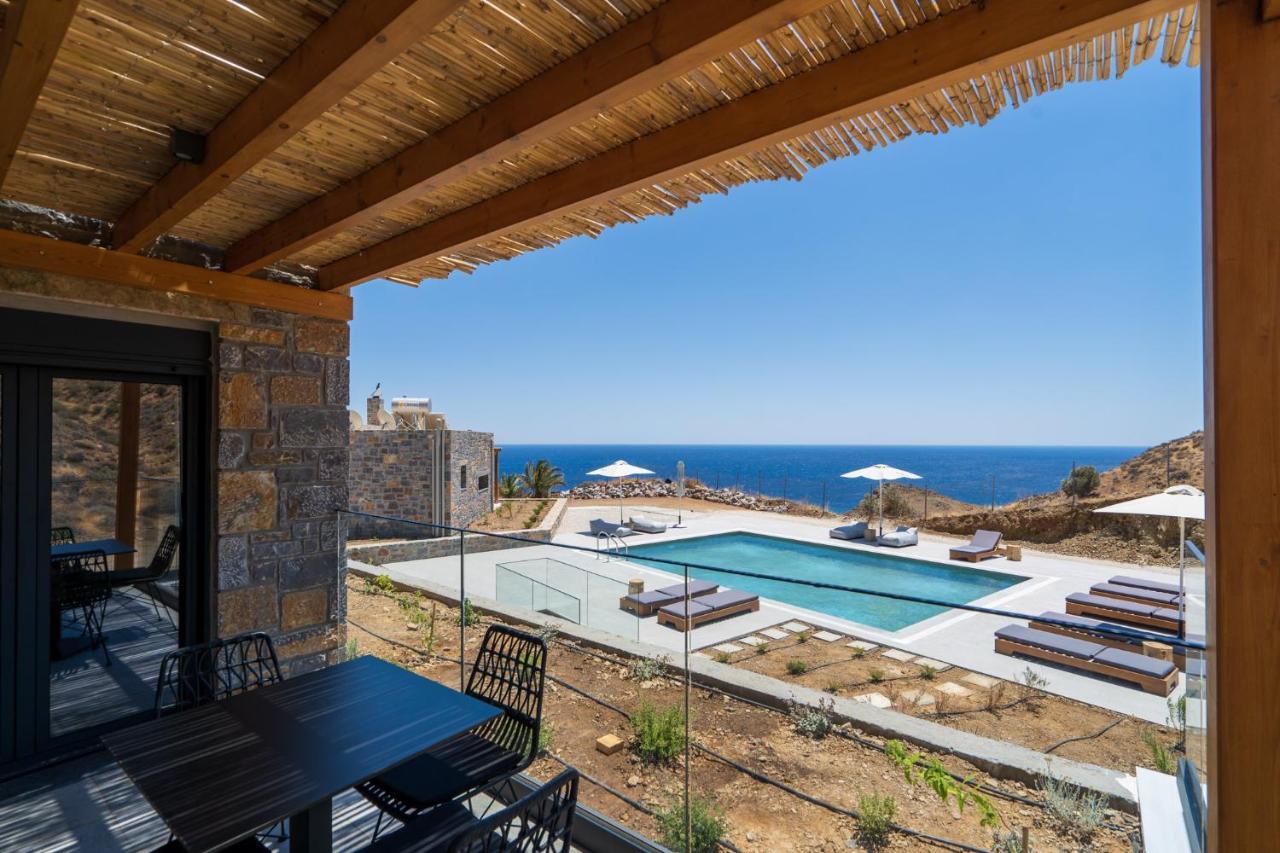 Celine Private Residences Léntas المظهر الخارجي الصورة