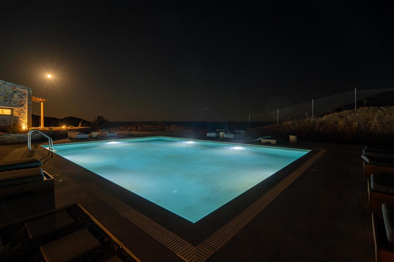 Celine Private Residences Léntas المظهر الخارجي الصورة
